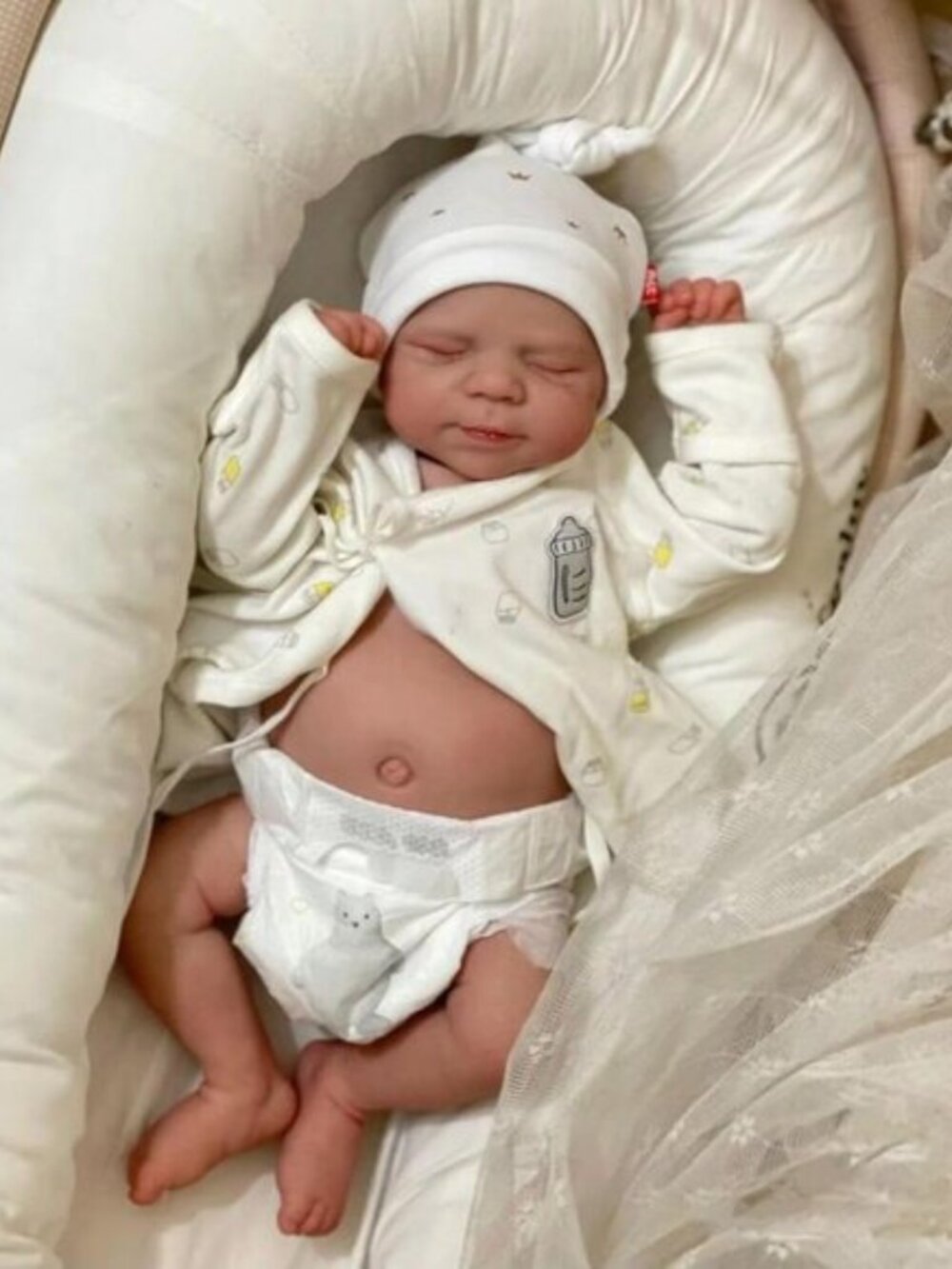 18 Inch Reborn Baby Girl Doll Closed Eye Waterproof Full Body Silicone Realistic